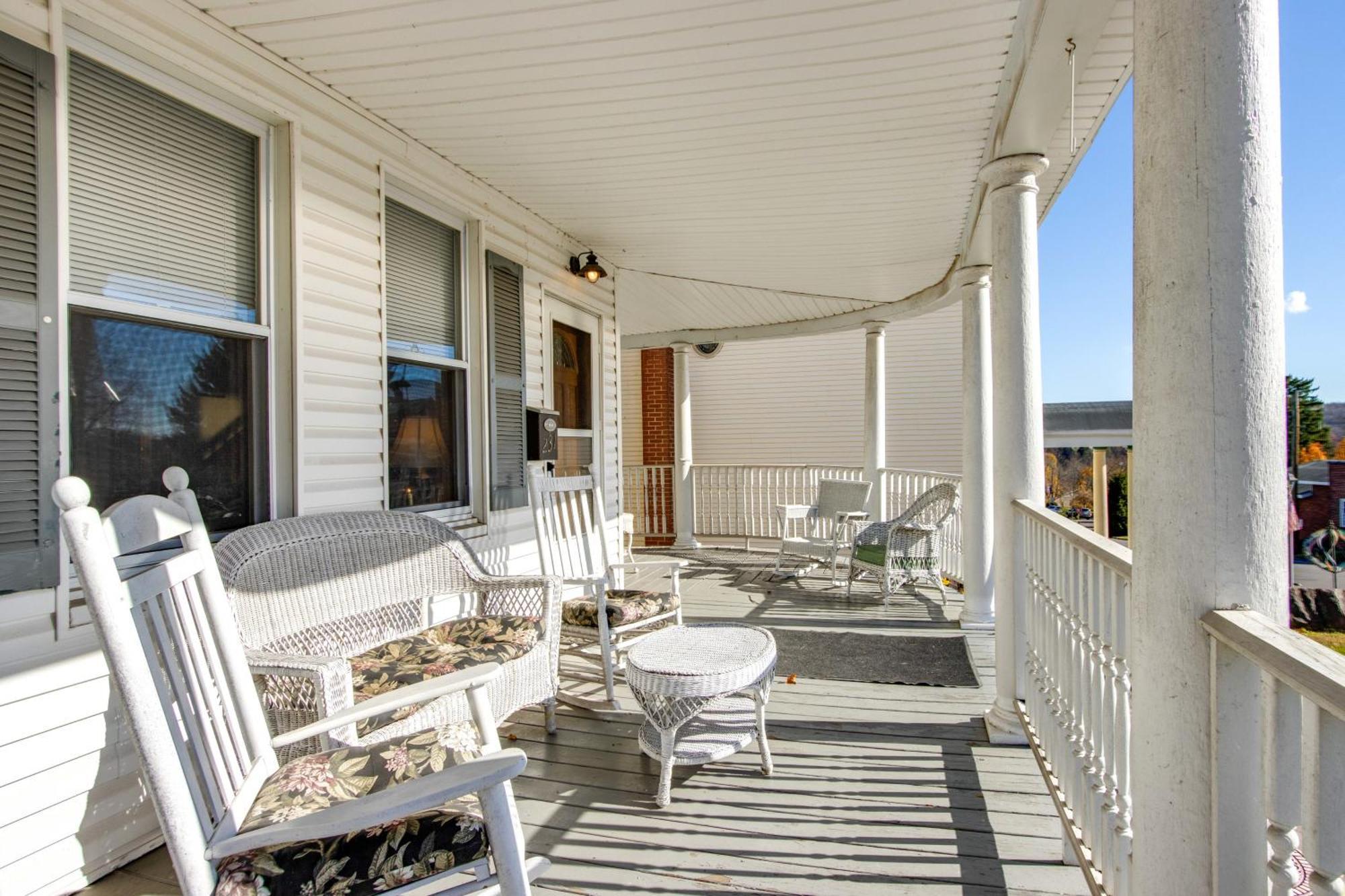 Victorian Home With Porch 6 Mi To Hickory Run Park! White Haven Exterior foto